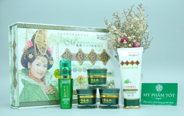 Bộ mỹ phẩm hoàng cung Danxuenilan xanh gồm 5 sản phẩm